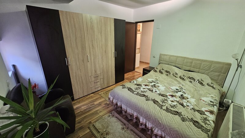 Drumul Taberei, Valea Furcii, particular 2 camere.