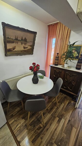 Drumul Taberei, Valea Furcii, particular 2 camere.